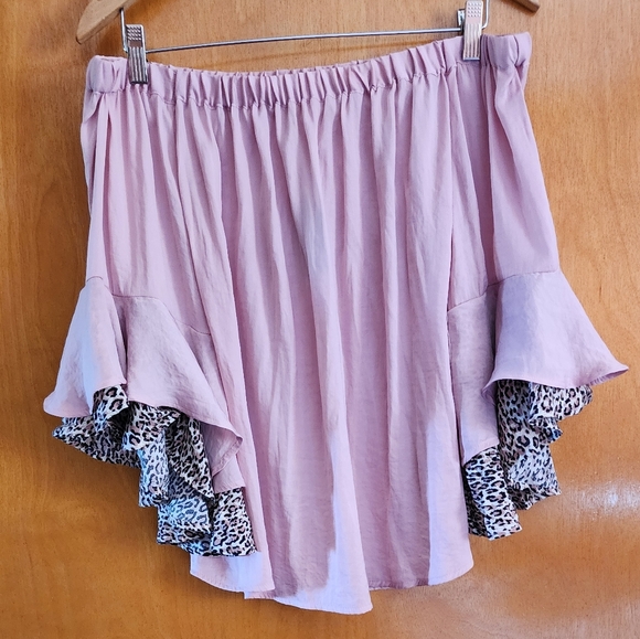 NWT Kori America Silkie Blush Pink Leopard Print Off-The-Shoulder Blouse - Picture 2 of 6